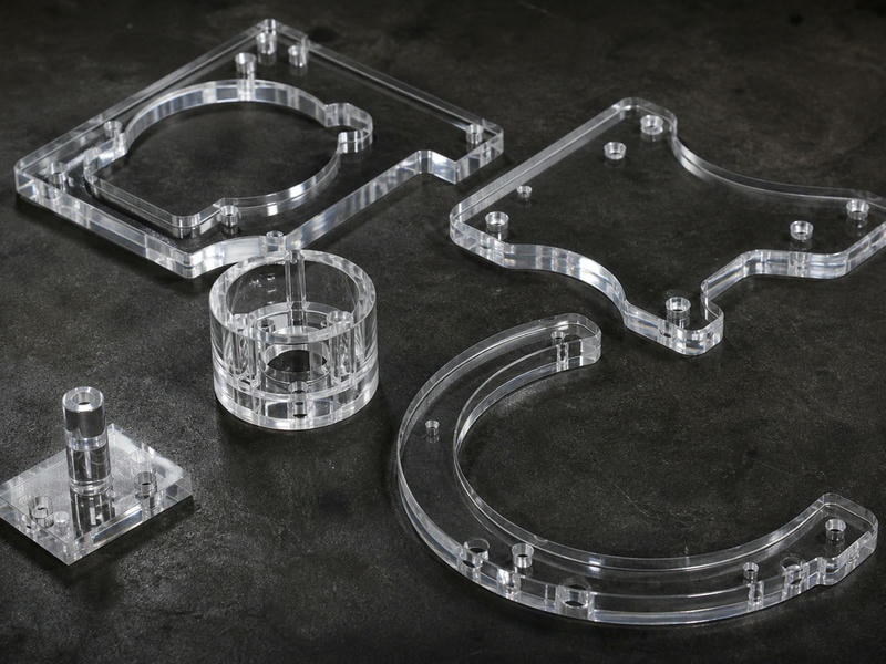 Polycarbonat Fräsen: CNC-Bearbeitung für technische Kunststoffteile